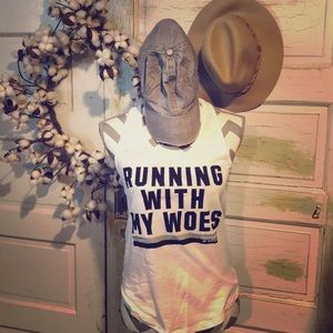 Victoria’s Secret PINK - razorback running tank